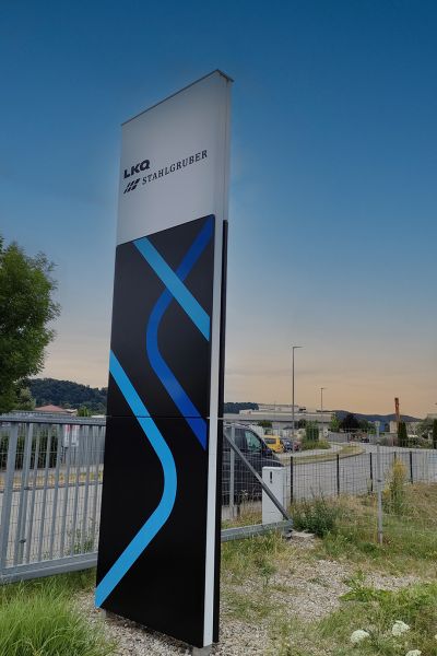 2 seitige Pylone der Firma Lurz