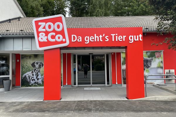 Eingangsportal Zoo & Co